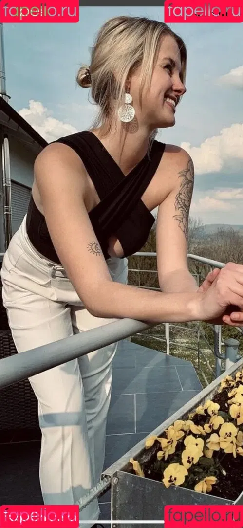 inaacoladaa Onlyfans Photo Gallery 