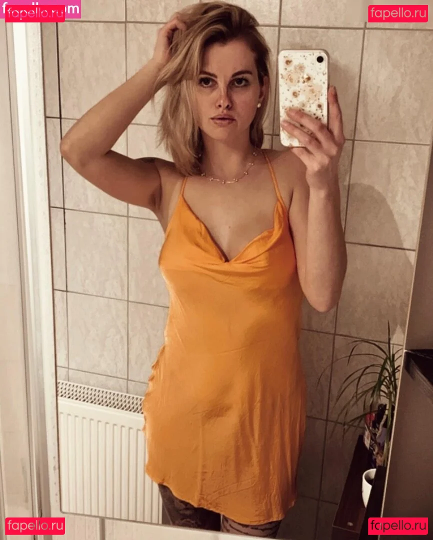 inaacoladaa Onlyfans Photo Gallery 