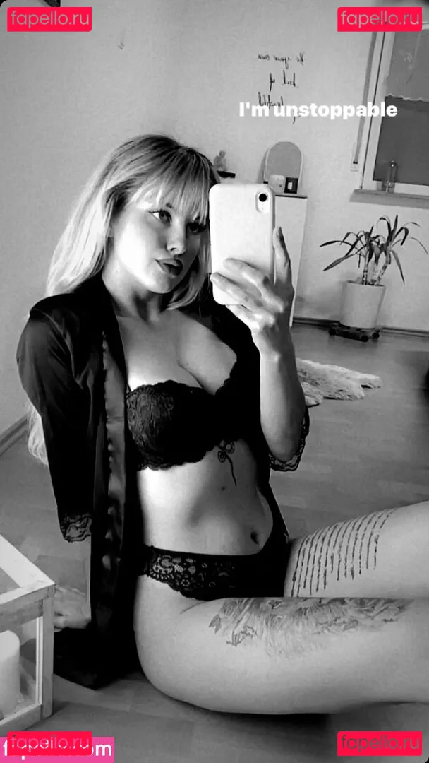 inaacoladaa Onlyfans Photo Gallery 