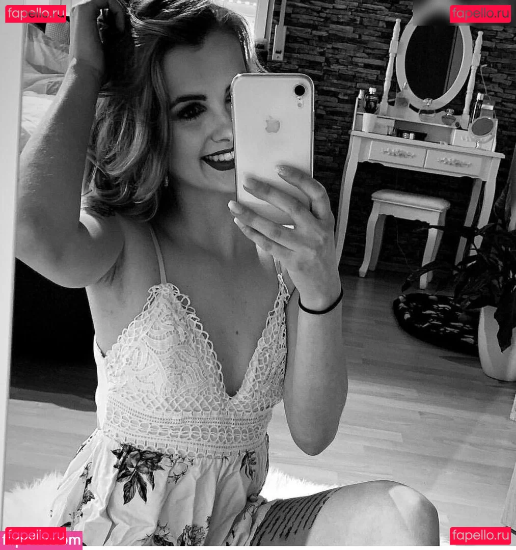 inaacoladaa Onlyfans Photo Gallery 