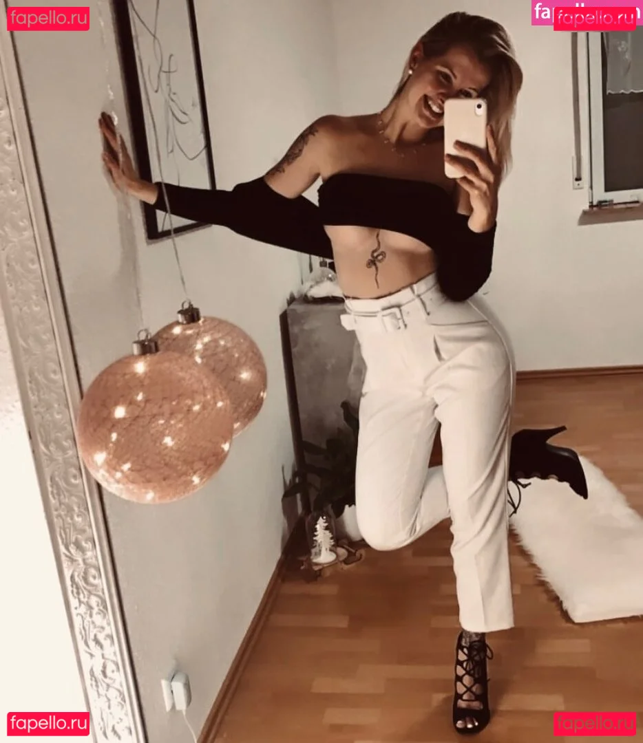 inaacoladaa Onlyfans Photo Gallery 