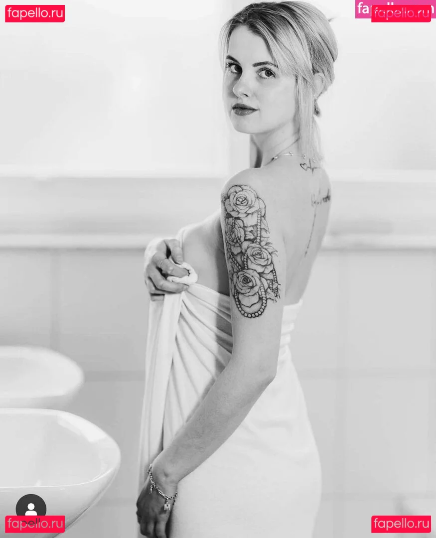 inaacoladaa Onlyfans Photo Gallery 