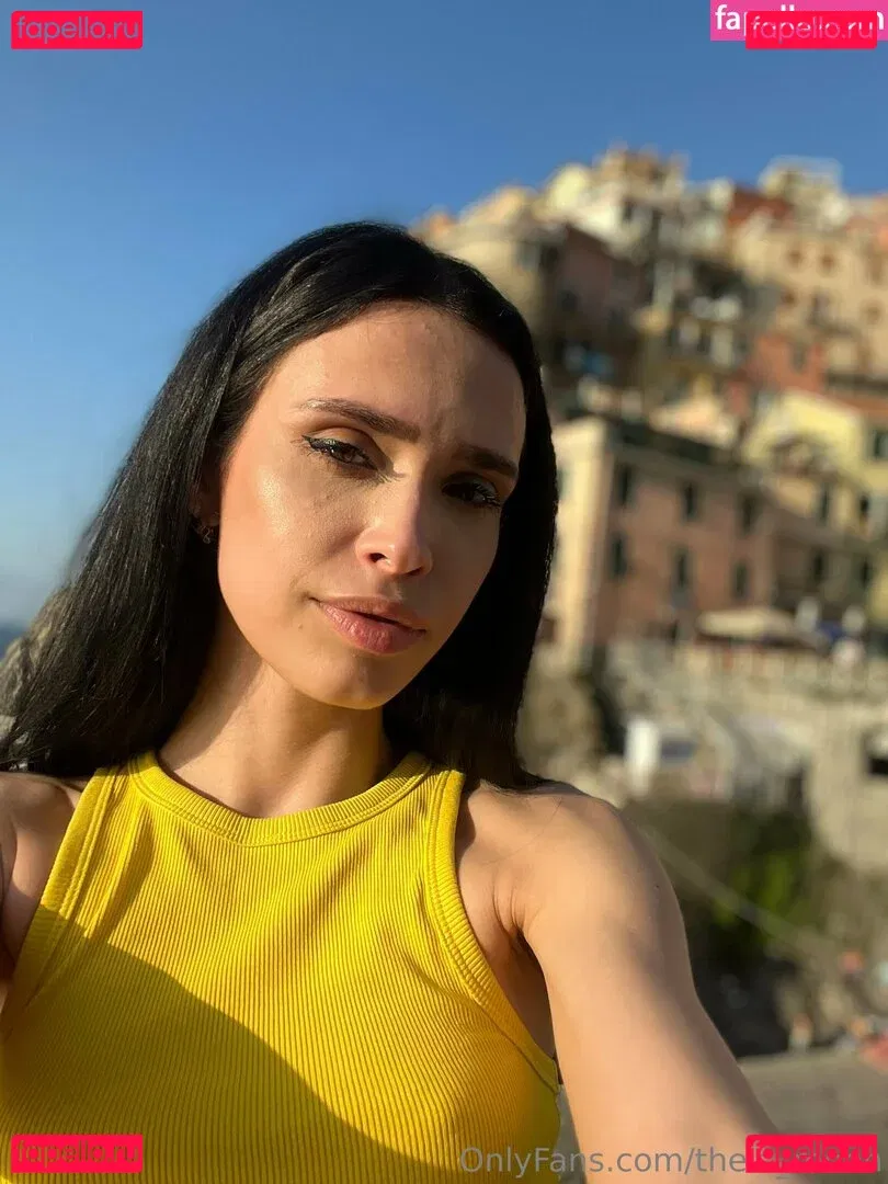 yanakoka Onlyfans Photo Gallery 