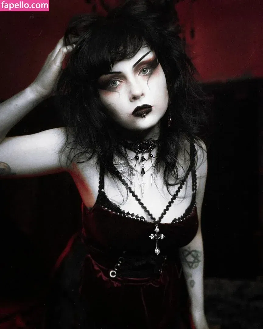 Kawaiibatfangz Onlyfans Photo Gallery 