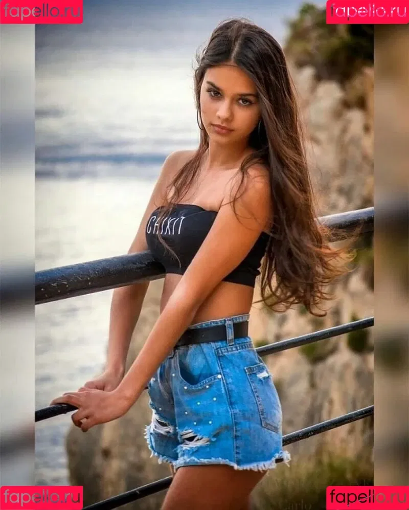 Alessandra Nadia Onlyfans Photo Gallery 