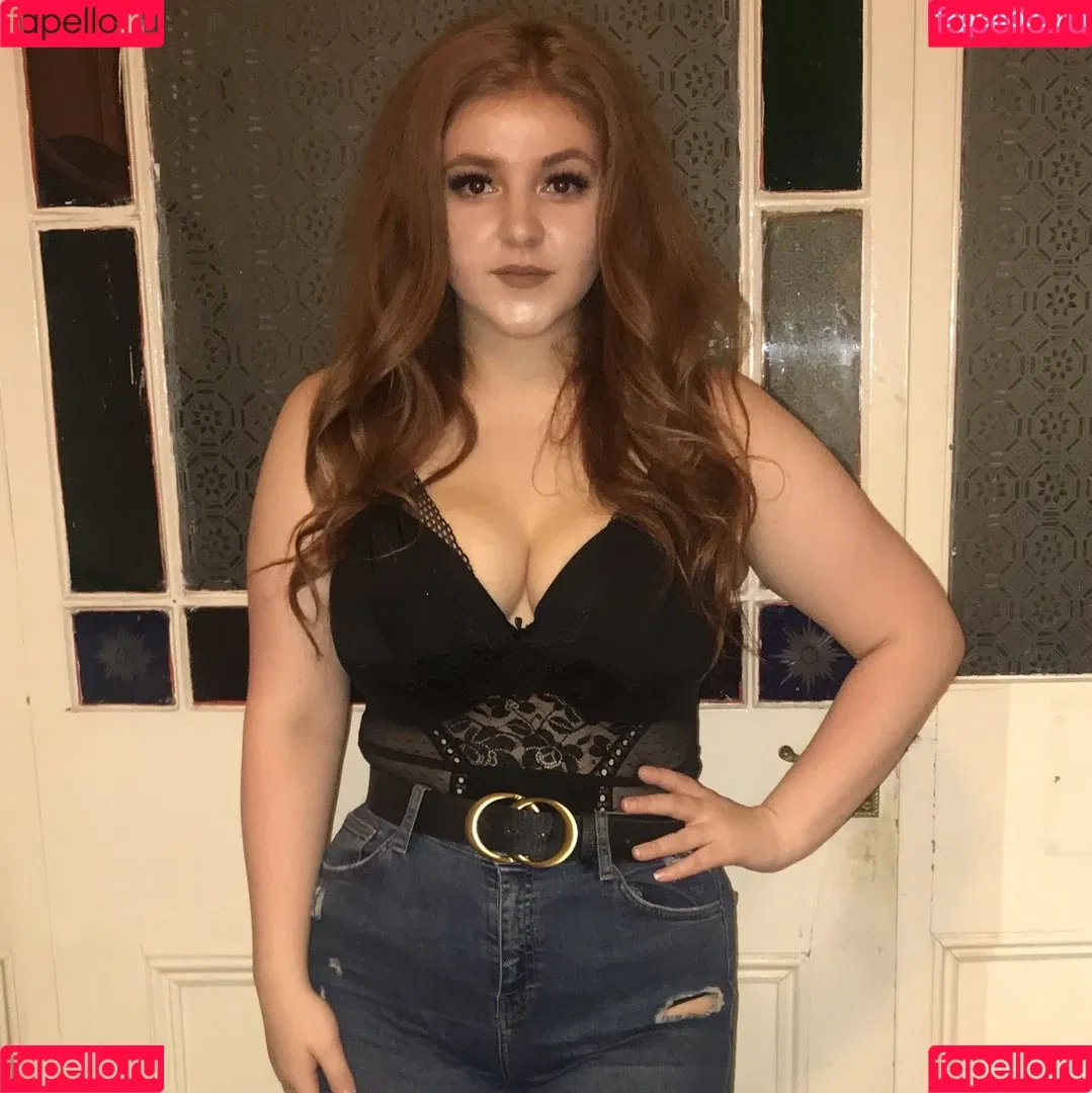 basicallycatx Onlyfans Photo Gallery 