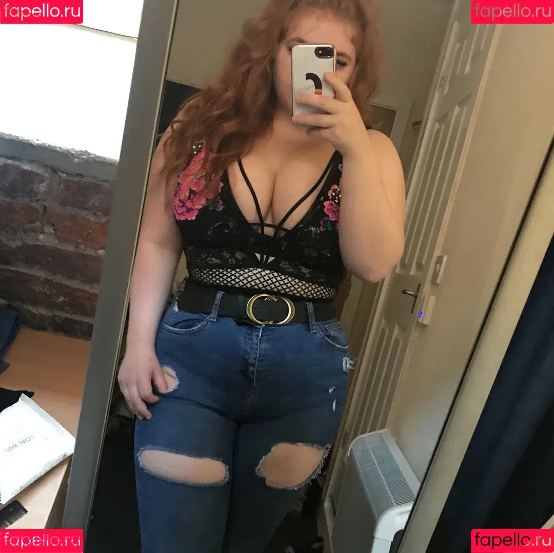 basicallycatx Onlyfans Photo Gallery 