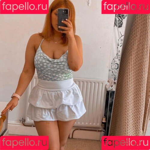 basicallycatx Onlyfans Photo Gallery 