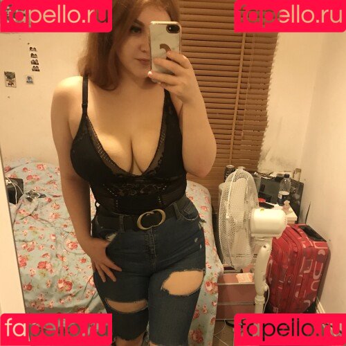 basicallycatx Onlyfans Photo Gallery 