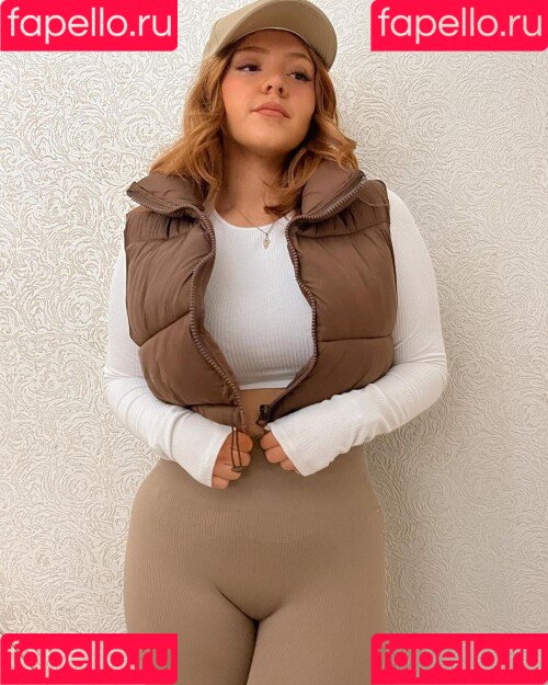 basicallycatx Onlyfans Photo Gallery 