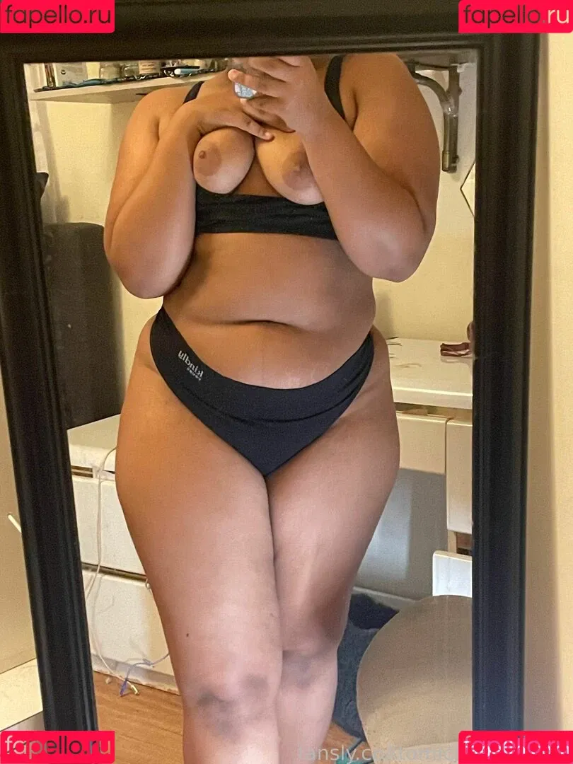 AtomicHoneyBee Onlyfans Photo Gallery 