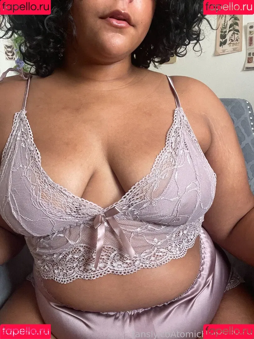 AtomicHoneyBee Onlyfans Photo Gallery 