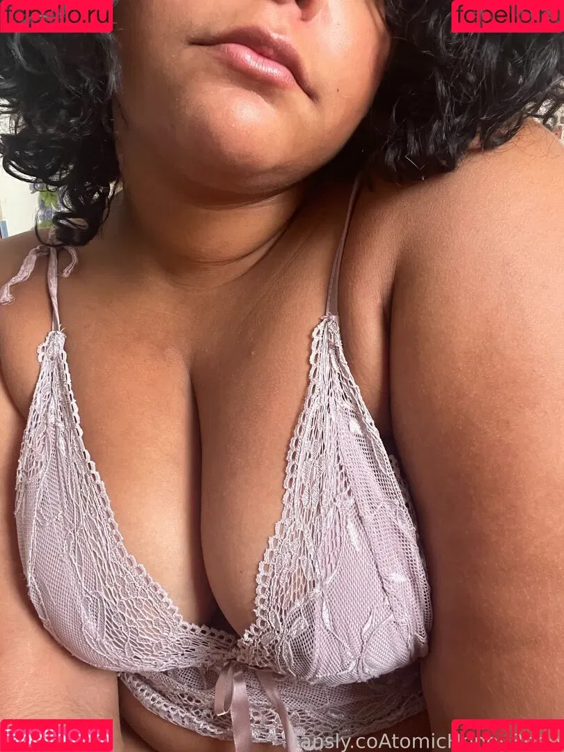 AtomicHoneyBee Onlyfans Photo Gallery 