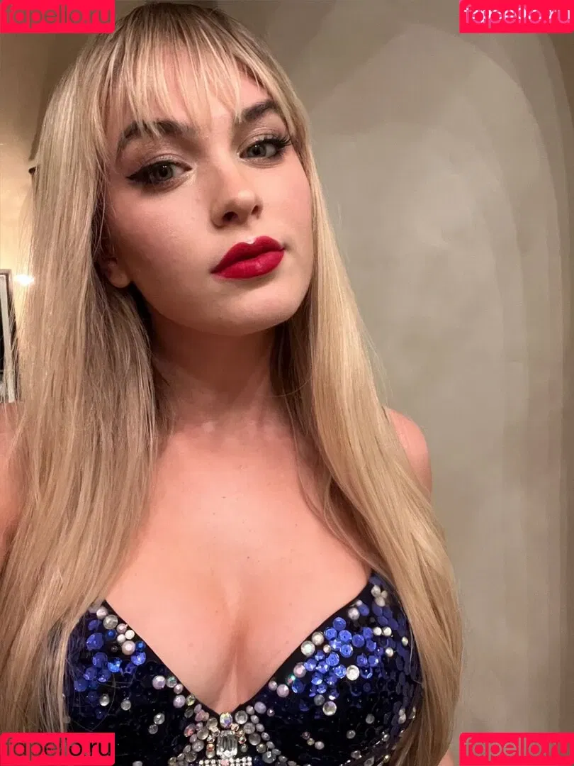 QTCinderella Onlyfans Photo Gallery 