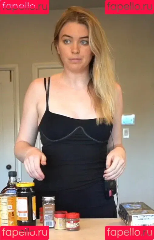 QTCinderella Onlyfans Photo Gallery 