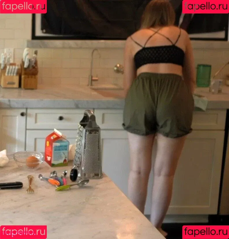 QTCinderella Onlyfans Photo Gallery 