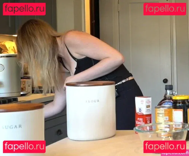 QTCinderella Onlyfans Photo Gallery 