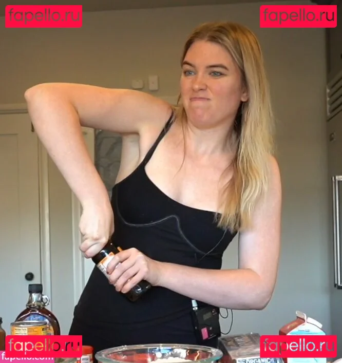 QTCinderella Onlyfans Photo Gallery 