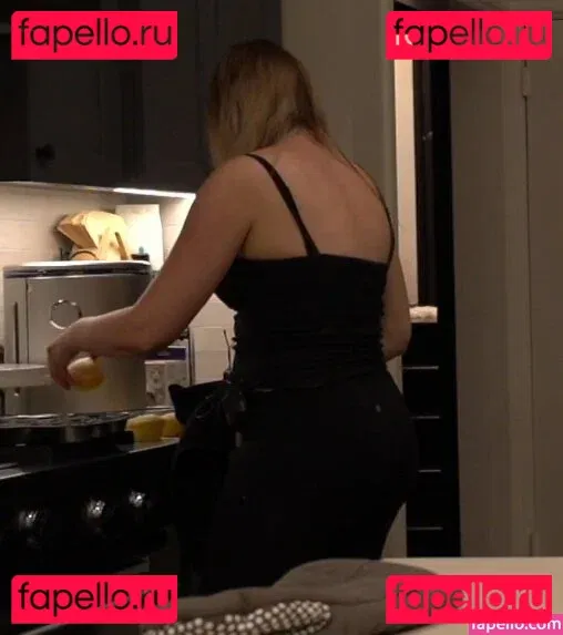 QTCinderella Onlyfans Photo Gallery 