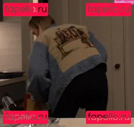 QTCinderella Onlyfans Photo Gallery 