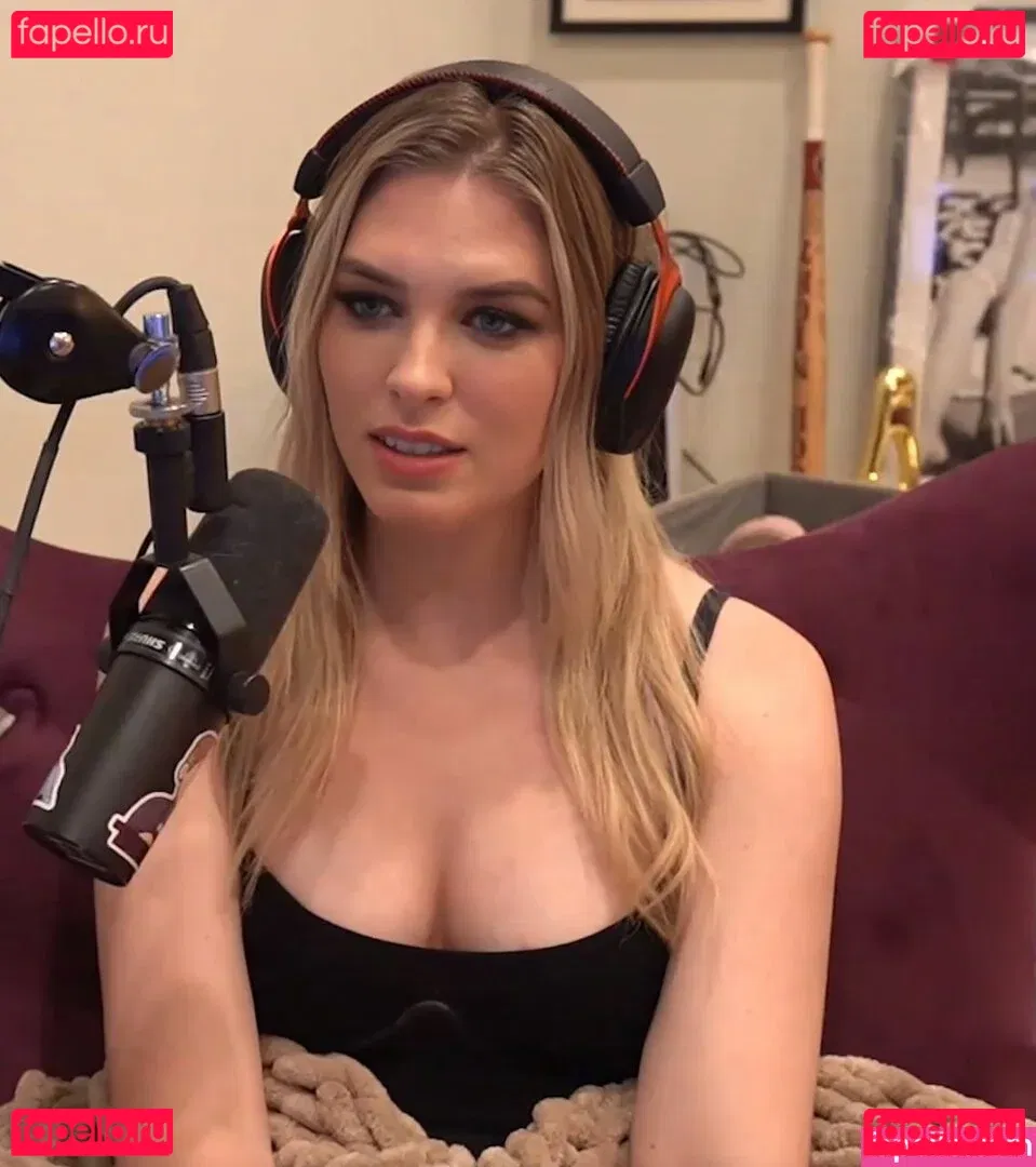 QTCinderella Onlyfans Photo Gallery 