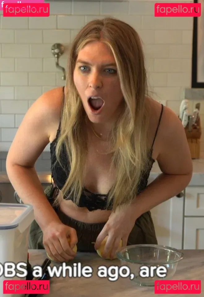 QTCinderella Onlyfans Photo Gallery 