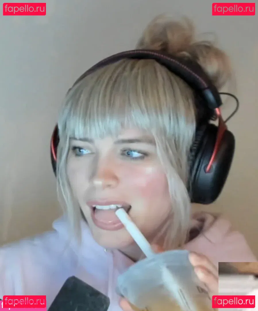 QTCinderella Onlyfans Photo Gallery 