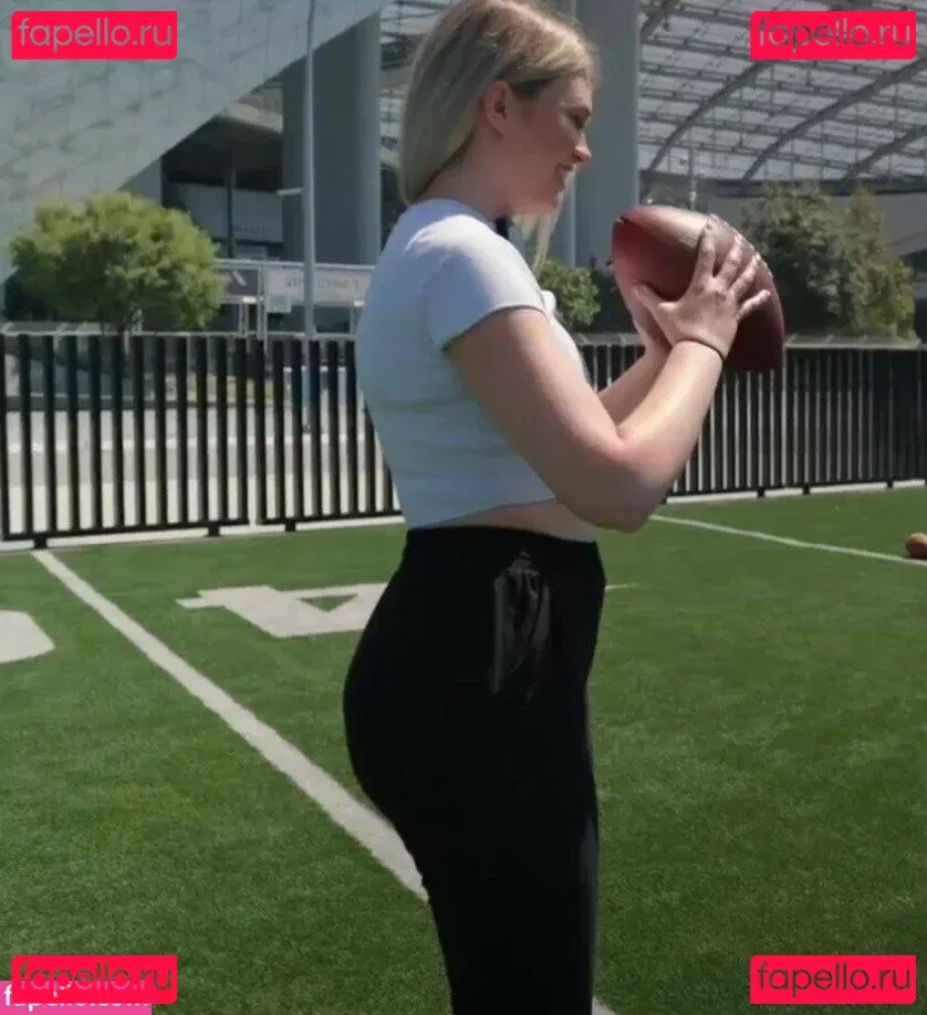 QTCinderella Onlyfans Photo Gallery 