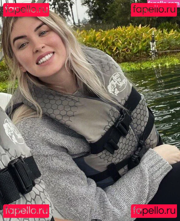 QTCinderella Onlyfans Photo Gallery 