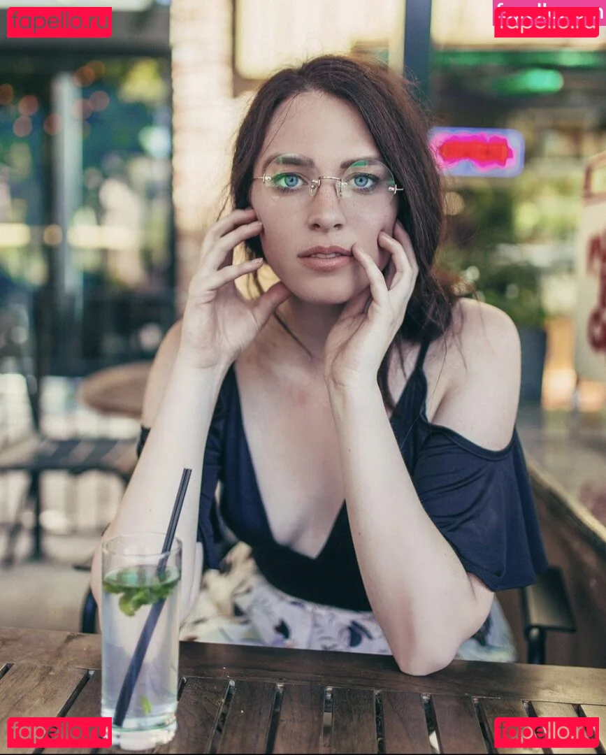 QTCinderella Onlyfans Photo Gallery 