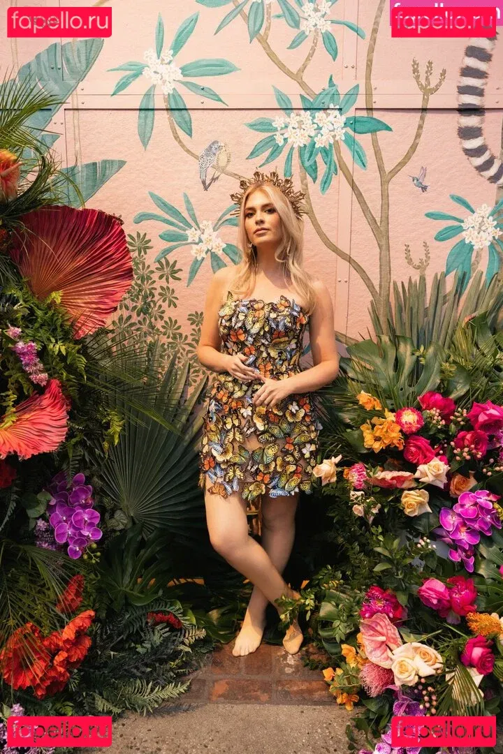 QTCinderella Onlyfans Photo Gallery 