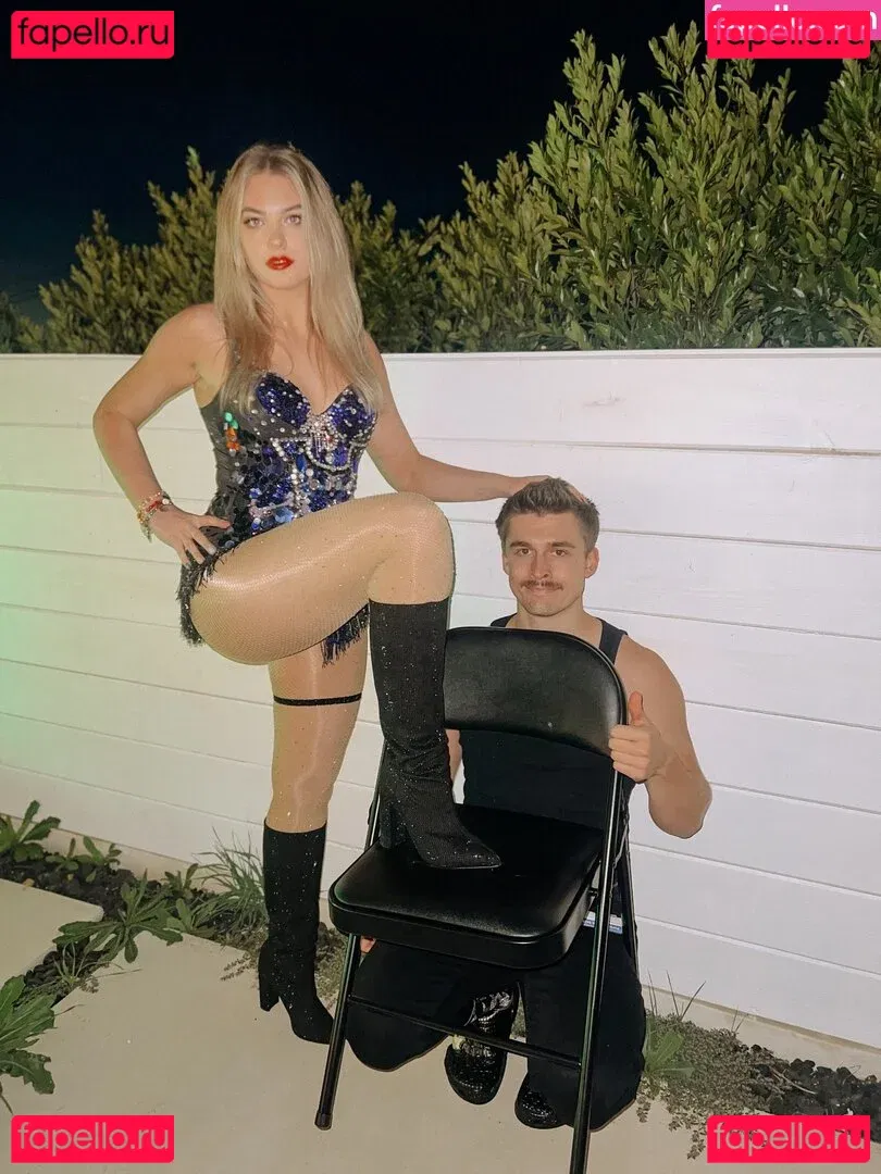 QTCinderella Onlyfans Photo Gallery 