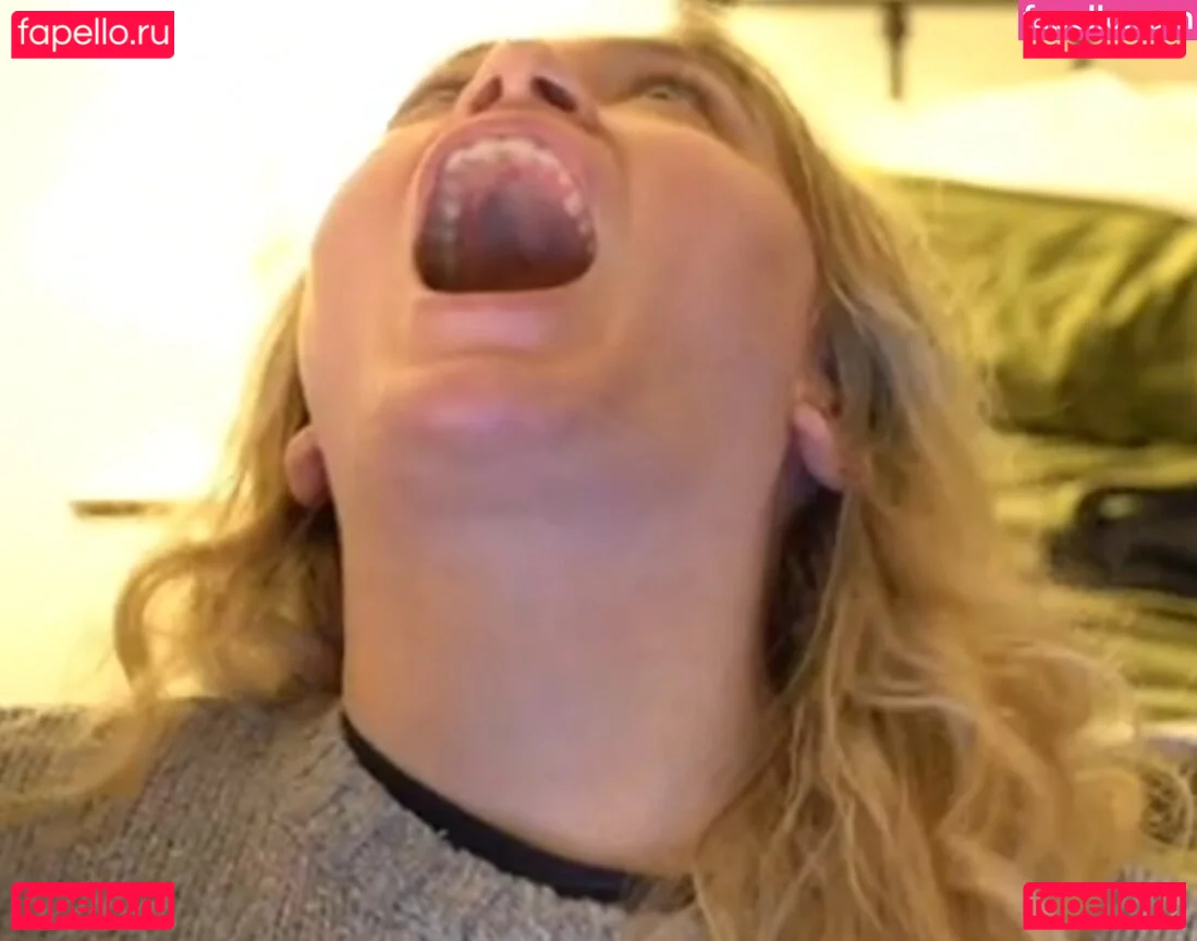 QTCinderella Onlyfans Photo Gallery 