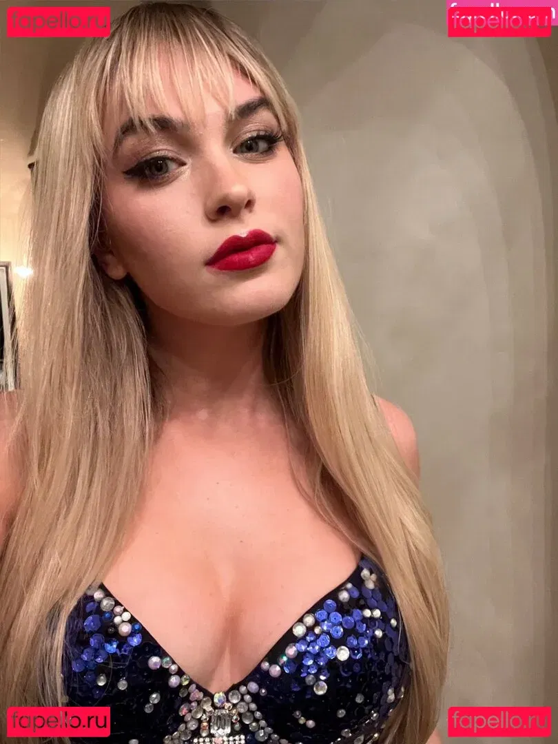 QTCinderella Onlyfans Photo Gallery 