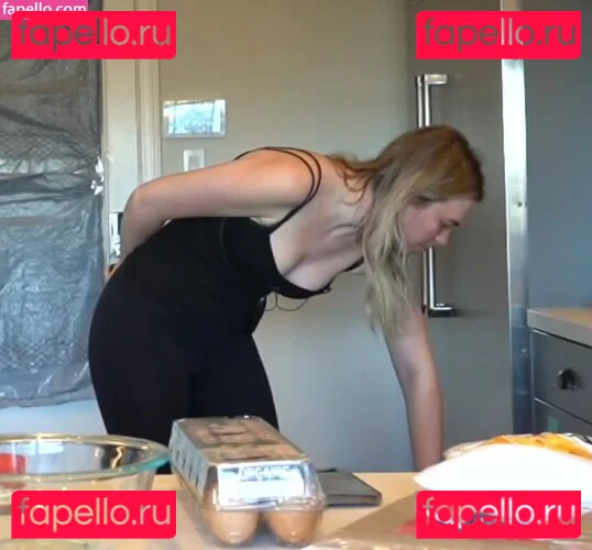 QTCinderella Onlyfans Photo Gallery 