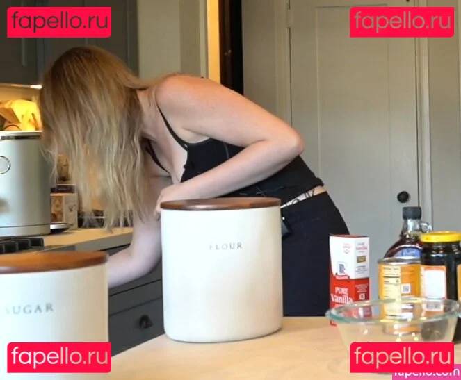 QTCinderella Onlyfans Photo Gallery 