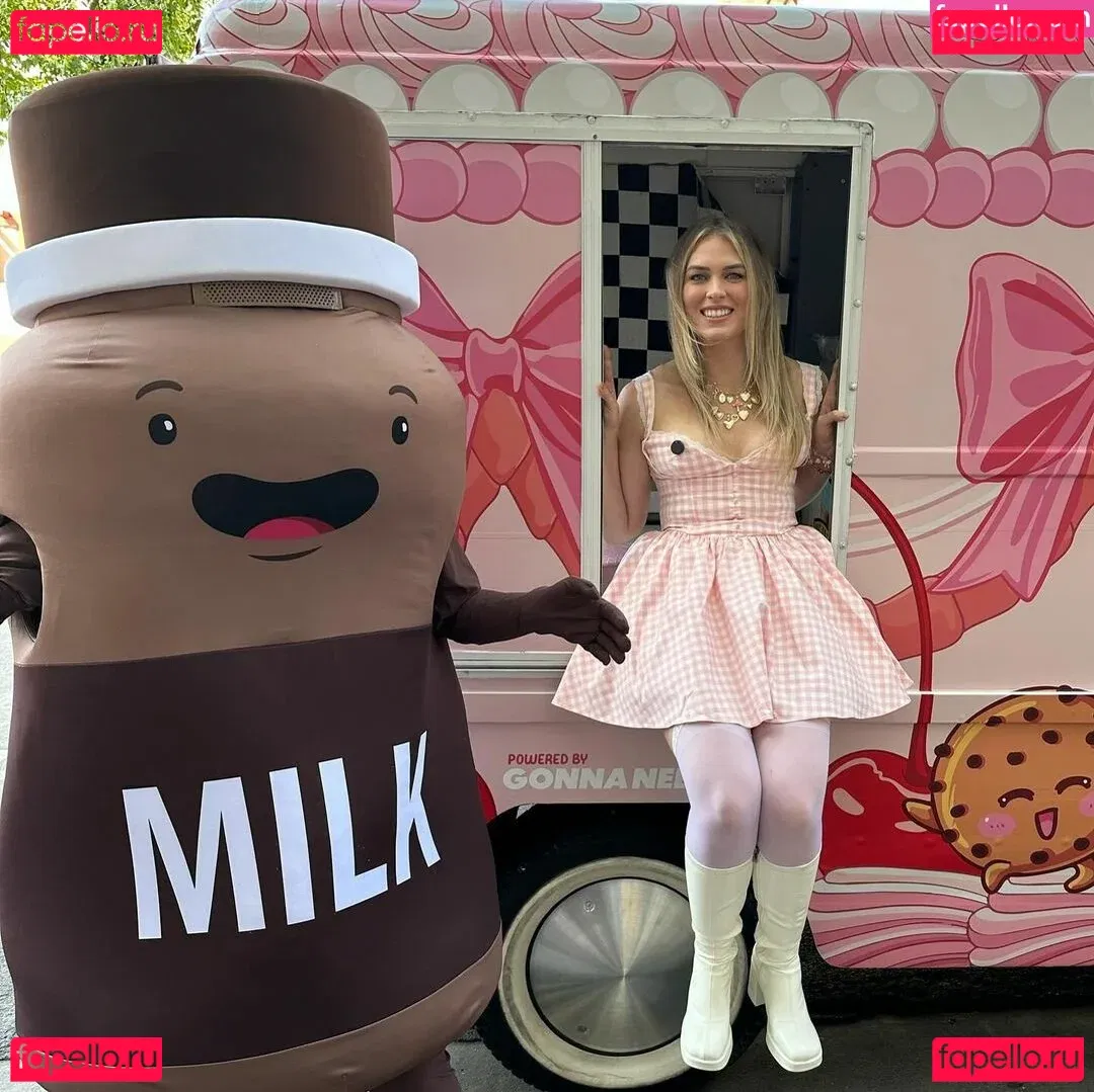 QTCinderella Onlyfans Photo Gallery 