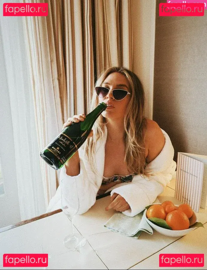 QTCinderella Onlyfans Photo Gallery 