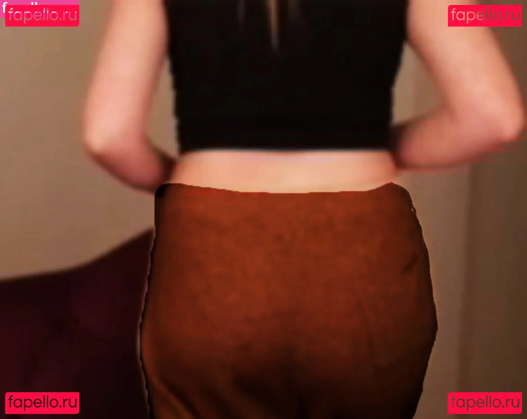 QTCinderella Onlyfans Photo Gallery 