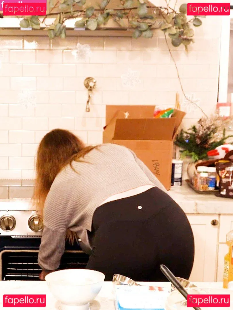 QTCinderella Onlyfans Photo Gallery 