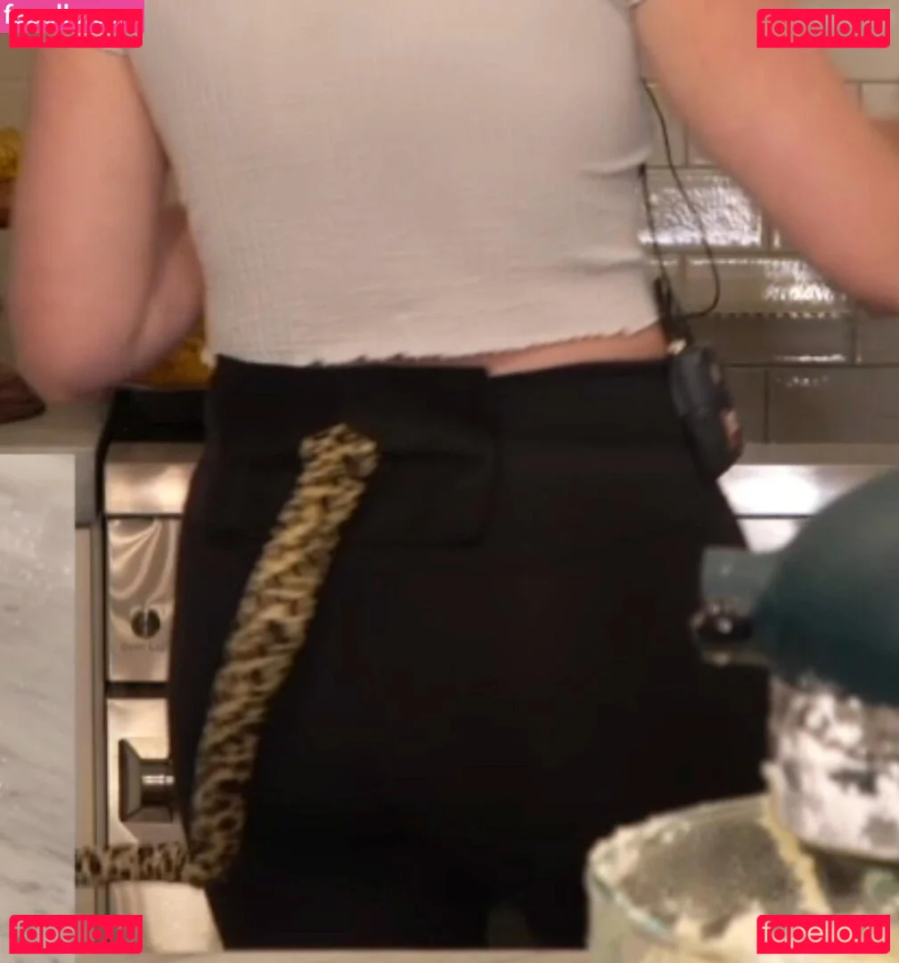 QTCinderella Onlyfans Photo Gallery 