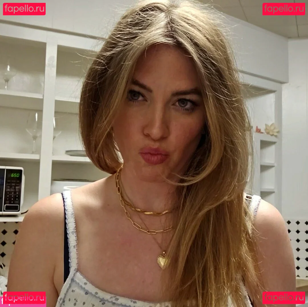 QTCinderella Onlyfans Photo Gallery 