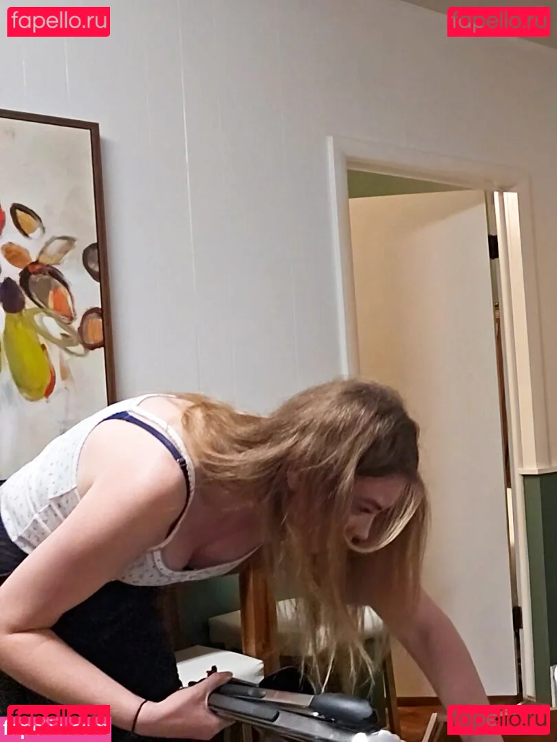 QTCinderella Onlyfans Photo Gallery 