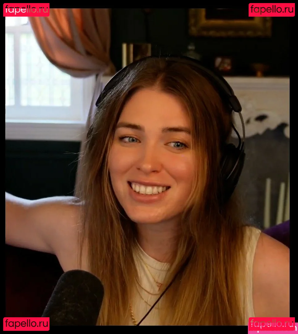 QTCinderella Onlyfans Photo Gallery 