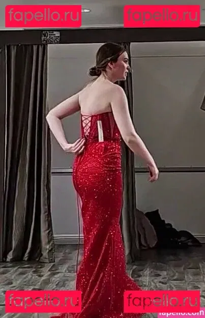 QTCinderella Onlyfans Photo Gallery 