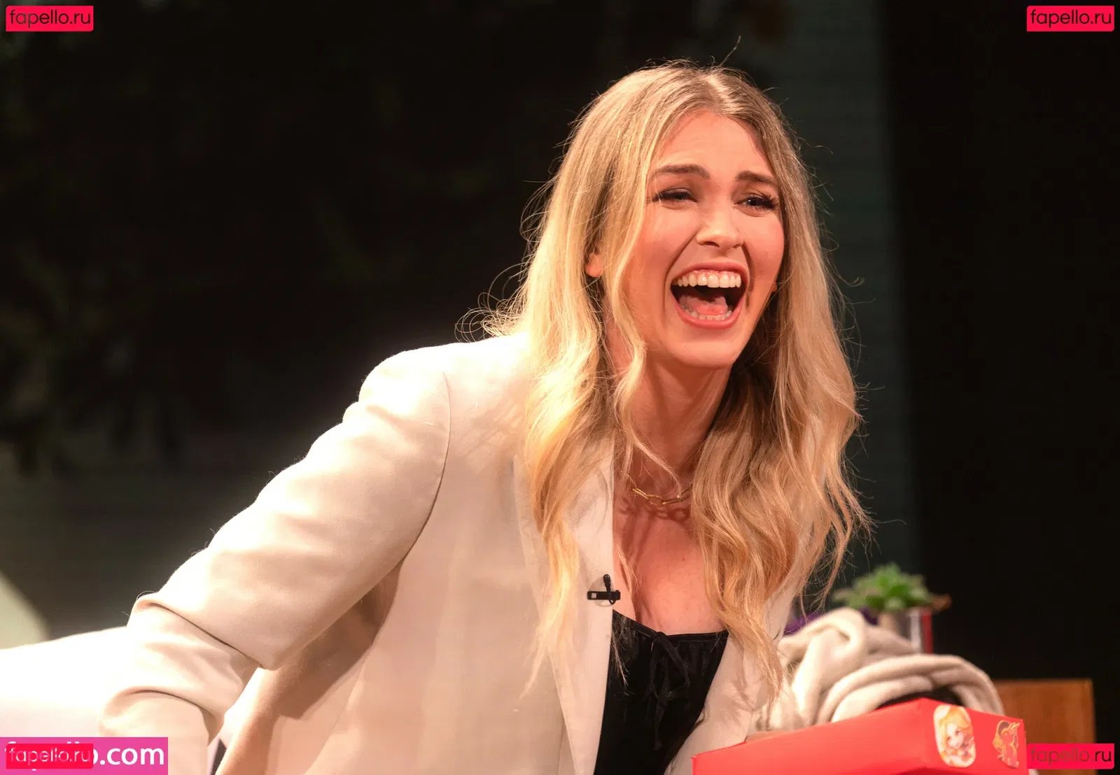 QTCinderella Onlyfans Photo Gallery 