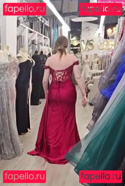 QTCinderella Onlyfans Photo Gallery 