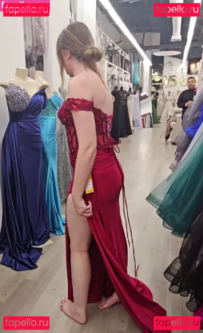 QTCinderella Onlyfans Photo Gallery 