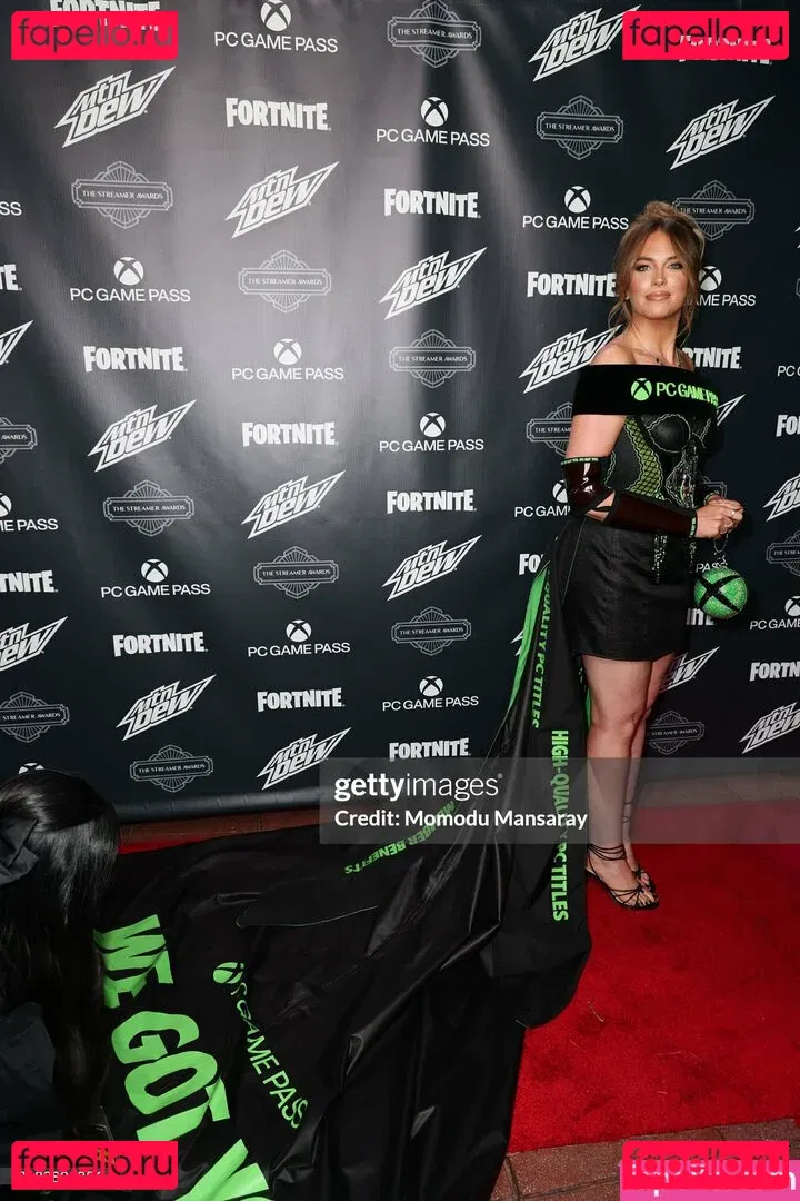 QTCinderella Onlyfans Photo Gallery 