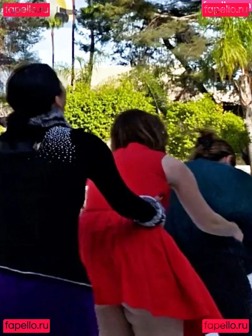 QTCinderella Onlyfans Photo Gallery 